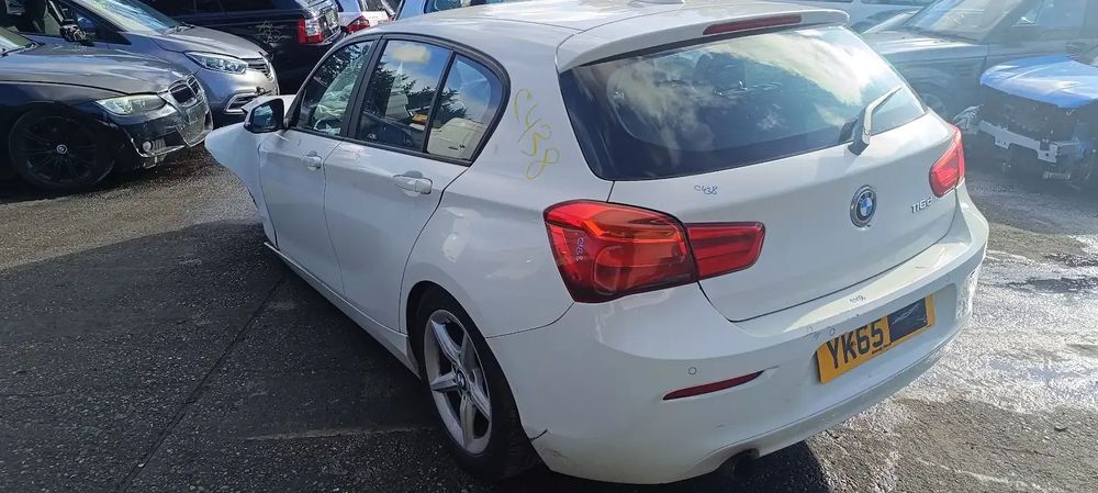 Dezmembrari / Dezmembrez BMW 116 B37D15U0 cutie viteze cutie viteze manuală GS6-17DG cod culoare ALPINWEISS III (300).