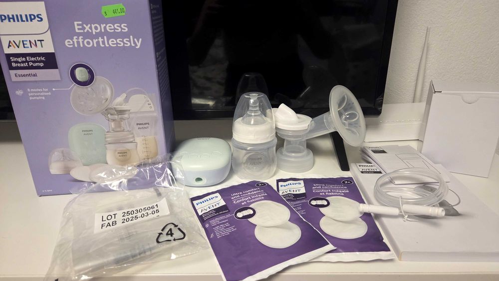 Vand pompa de san electrica nouă Philips Avent + cadou tampoane  pentru san .