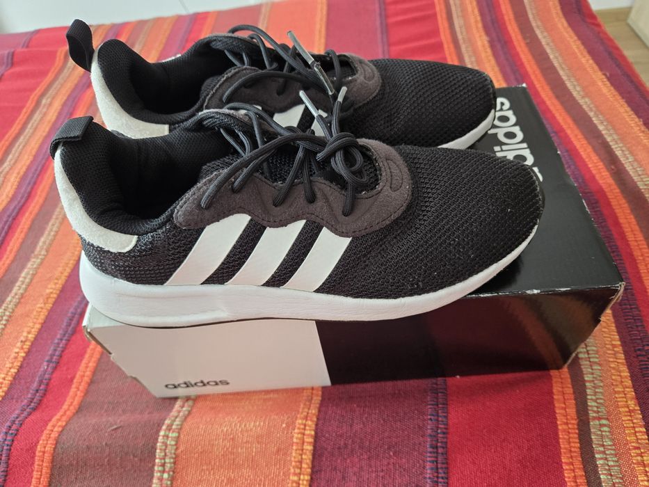 Adidas marimea 39 1/3