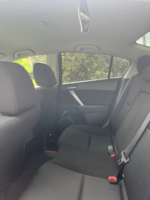Vand Mazda 3 Berlina Sedan