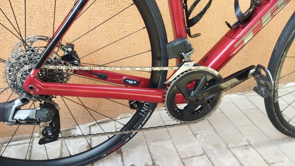 Cursiera Trek Domane -Sram Rival Axs