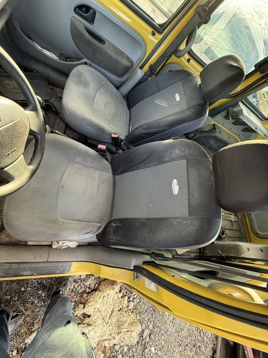 Renault Kangoo 1.9 дизел 2000 година