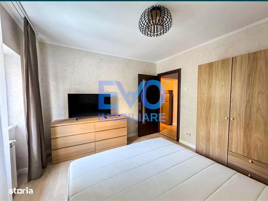 Apartament cu 3 camere, etajul 1, decomandat, zona Centrala