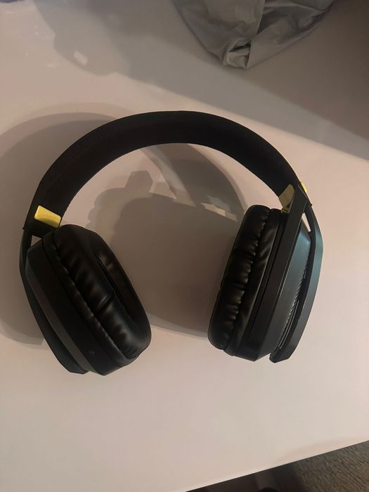 Продам наушники игровые