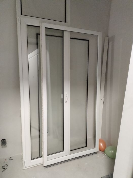 Пластик окно дверь от болкона