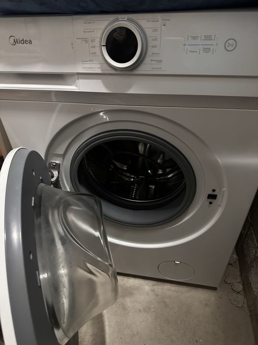 Стиральная машинка Midea