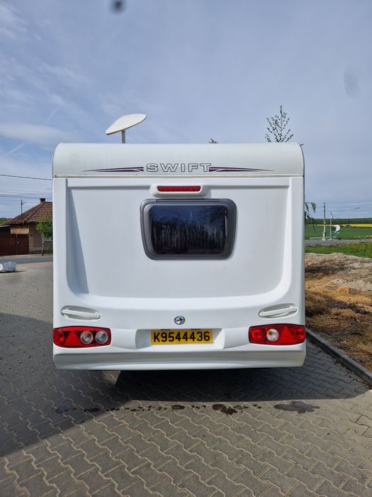 Rulota Swift 2 3 persoane