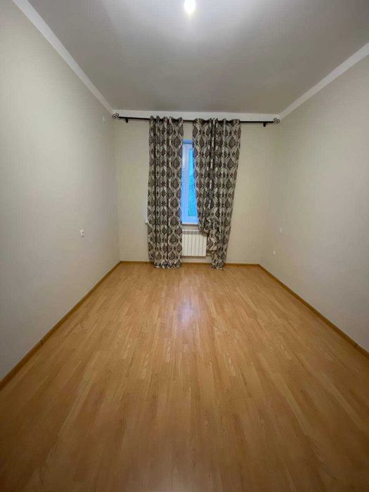 Продается 2-комнатная квартира, массив Феруза-3, ор-р Gloria medical