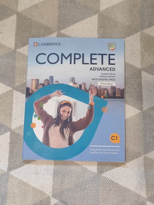 Учебници по английски C1 за втори сертификат CAE