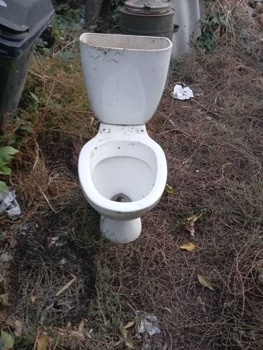 Продам унитаз саяхат