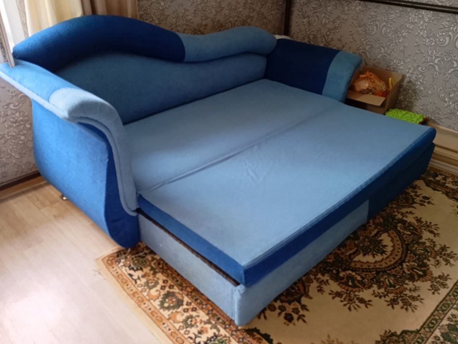 Продается диван с ящиком