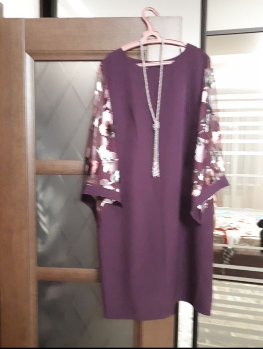 Продам нарядное платье