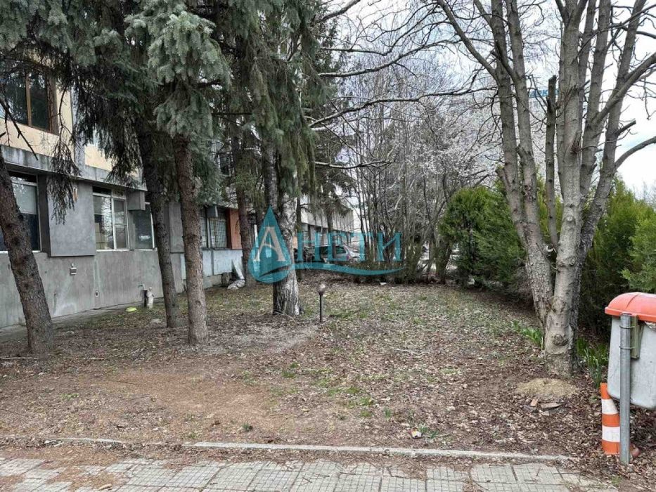 Промишлена сграда 756м2 в промишлената зона изток Русе