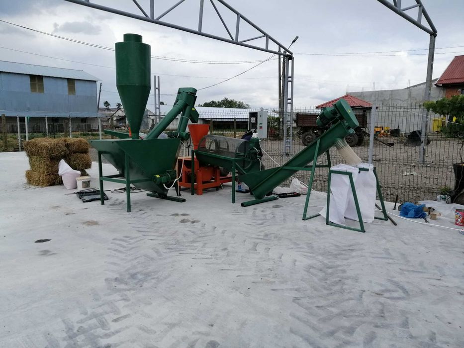 Presa peleti rumegus / granulator furaje cereale