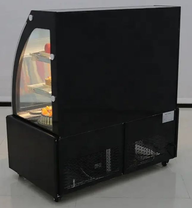 Витрина для тортов.