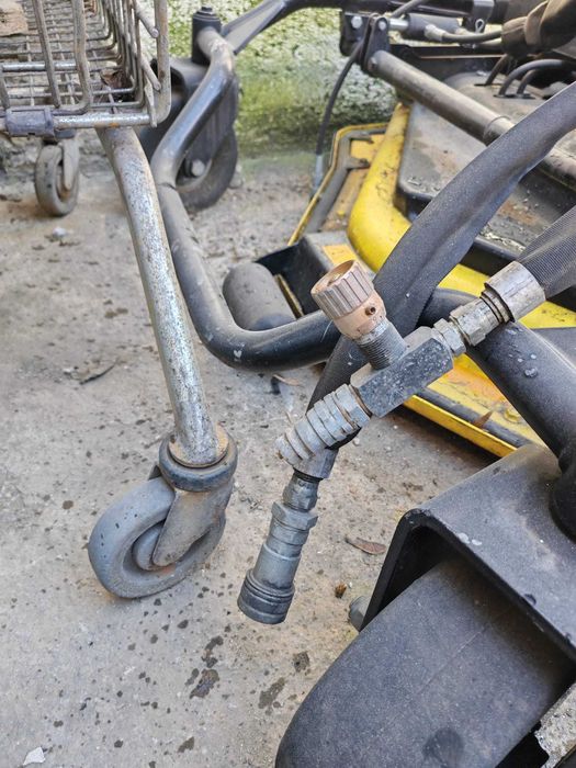 vand cositoare atasabila pt incarcator frontal,tractor