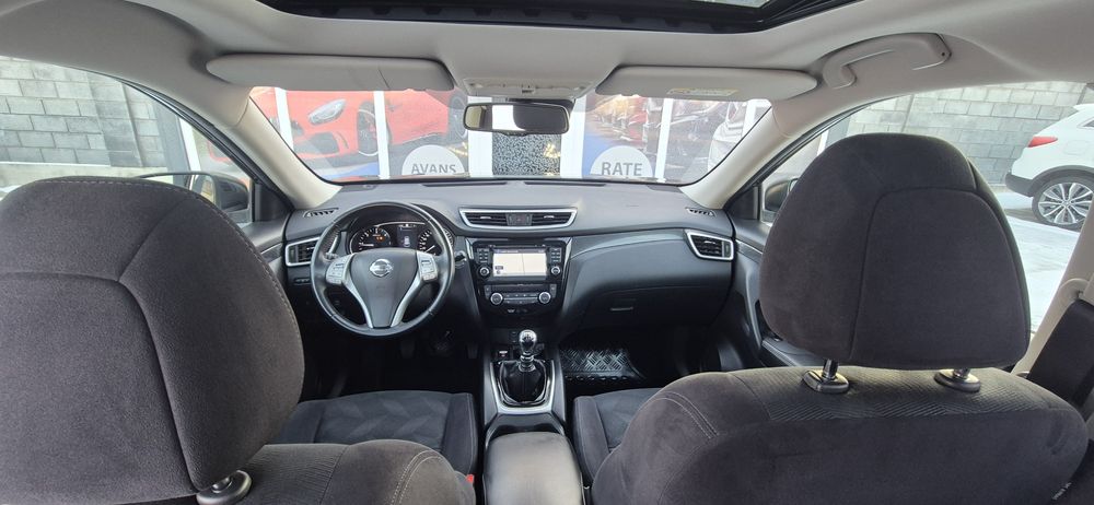Nissan xtrail euro 6 Garanție  senzori camere 7 locuri