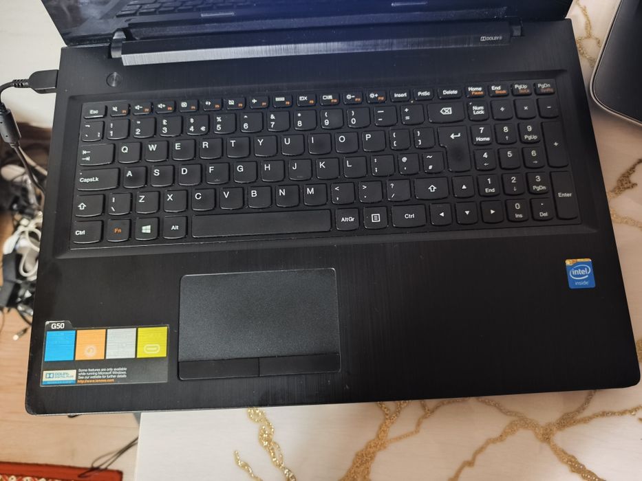 Lot leptopuri i3  i7  Intel  toate la 850 lei