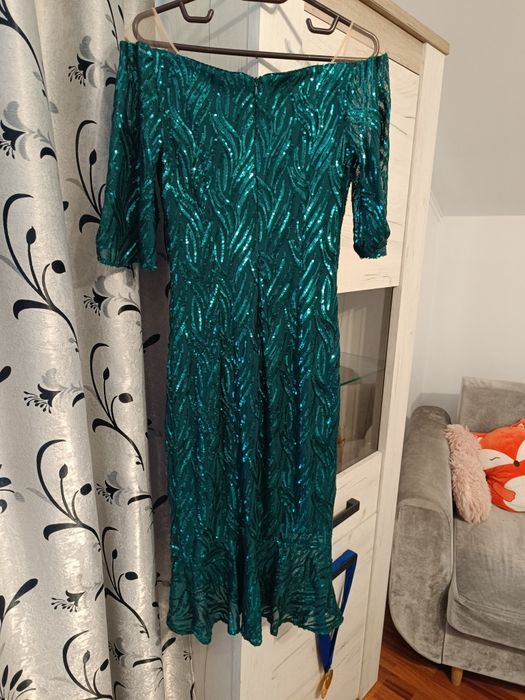 Se vinde Rochie  verde