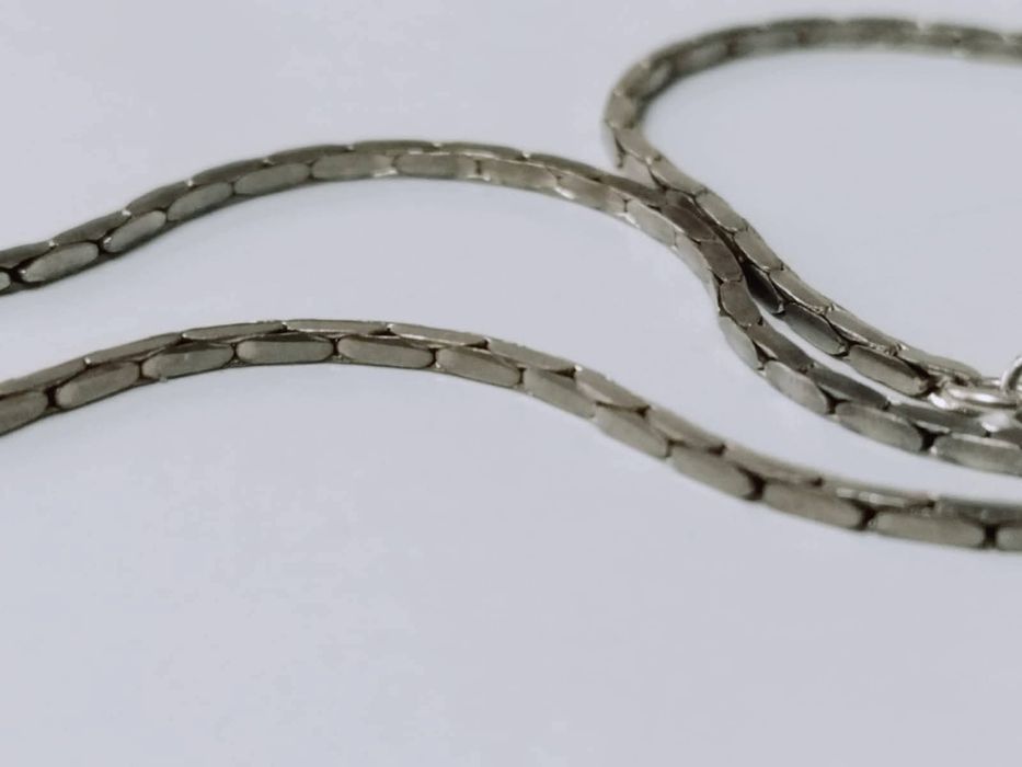 Vechi colier/lant din argint de 925, cu pandantiv cu piatra lunii