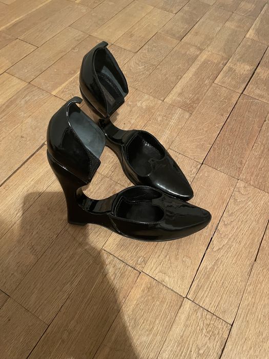 Дамски елегантни обувки Louis Vuitton