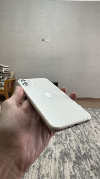 iPhone 11 Чистый