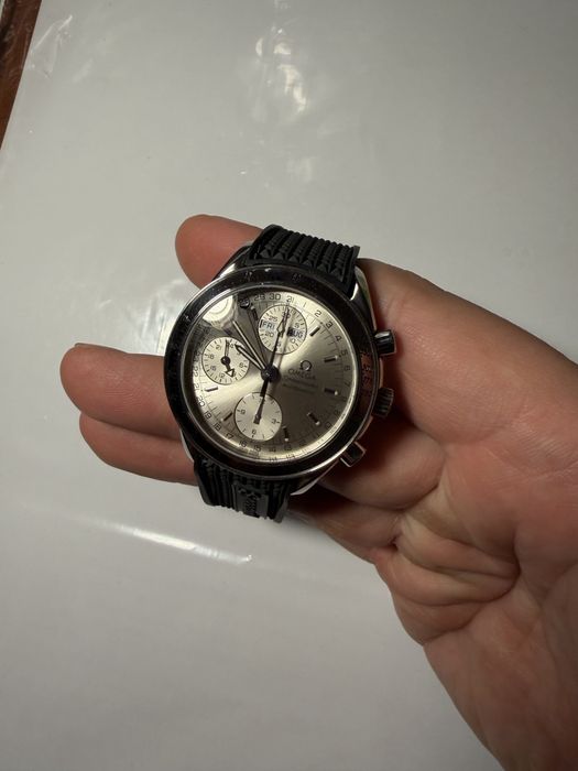 Наручные часы Omega Speedmaster Automatic