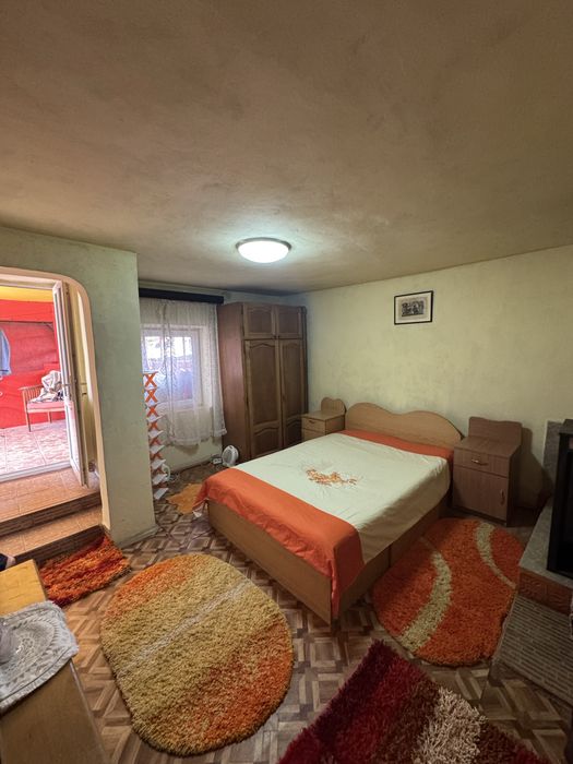 Inchiriez locuinta - Schela Cladovei