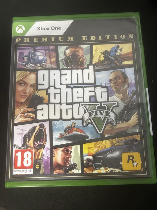 Xbox One S 512GB + GTA 5 + 2 контролера
