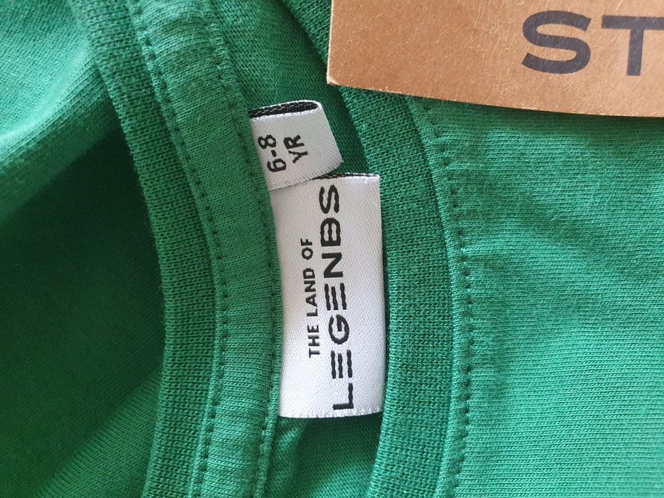 Set haine noi cu etichetă pt. 6-8 ani