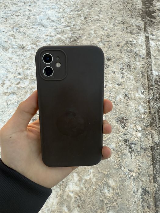 Iphone 11 в идеалном состояние 77%