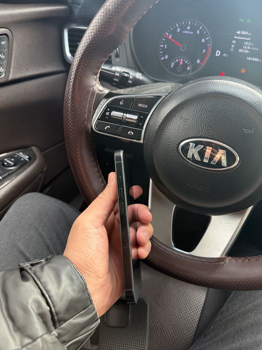 IPhone 16pro. Торг есть