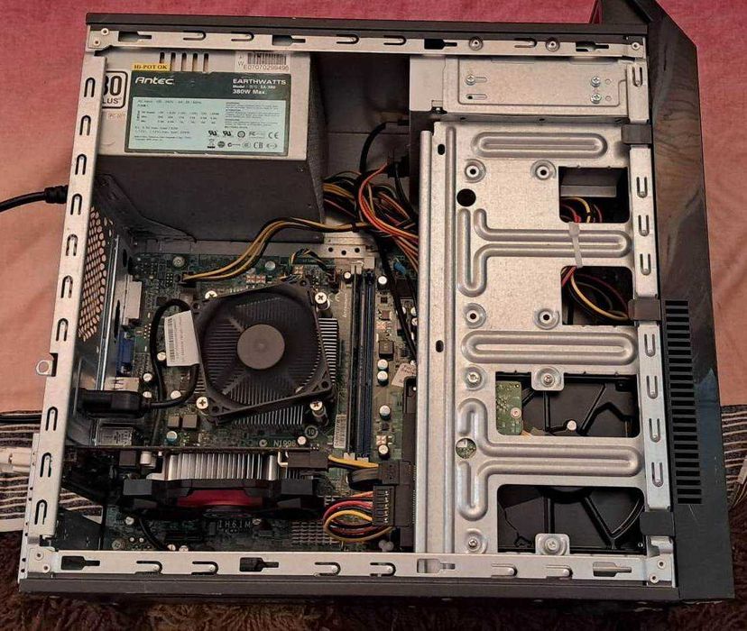 Unitate Lenovo i5 3470S- 8 GB RAM-HDD 500 GB-video GTX 650-GTA V-CS GO