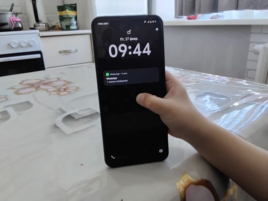 Продам телефон виво у03