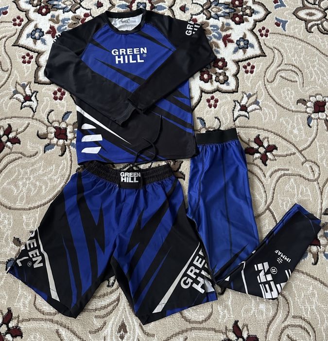 Продам новый рашгард 3 в 1