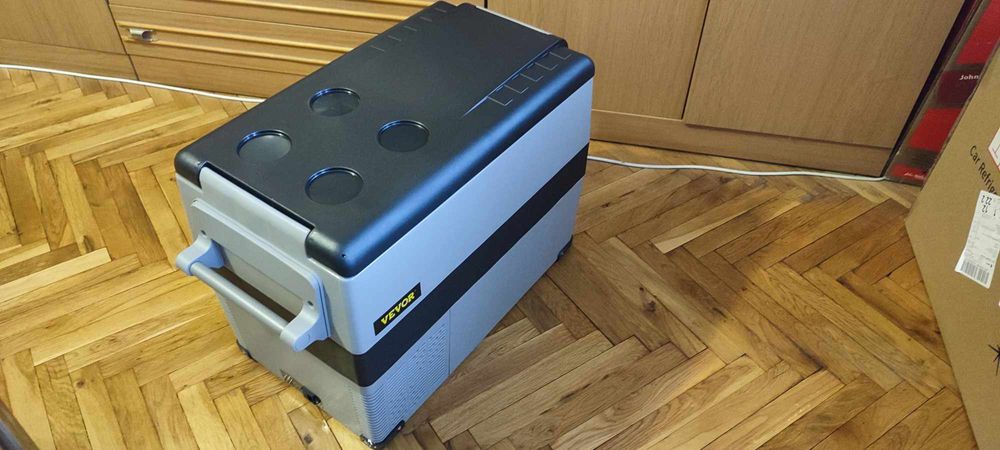 Хладилник фризер туристически 45 литра