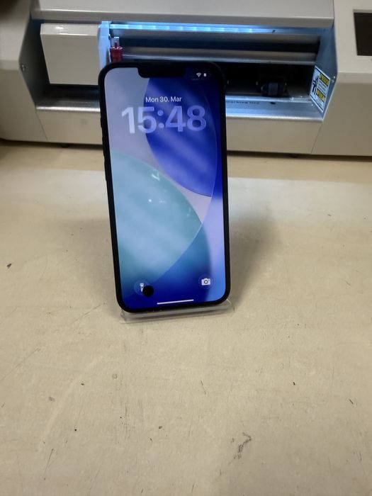 Iphone 13 / 128 gb  / garantie