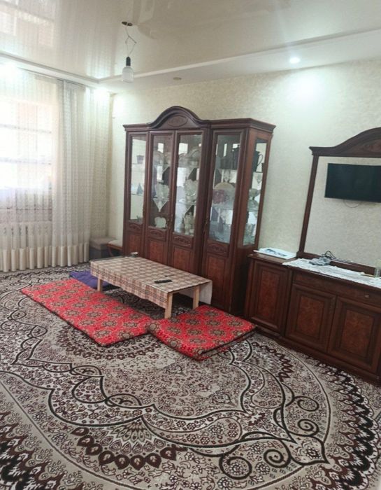 Продаётся квартира Юнусабад 11кв 3*4/2/4