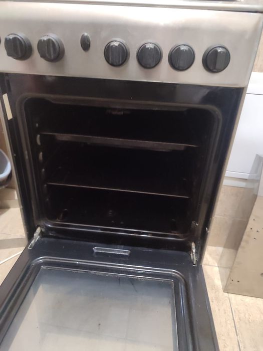 Газовая плита INDESIT