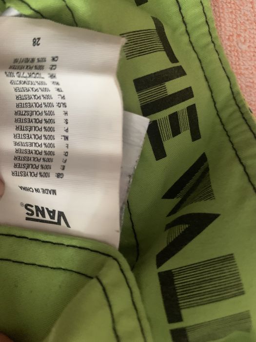 Short de baie/pantaloni scurti/slip Vans Marime 28