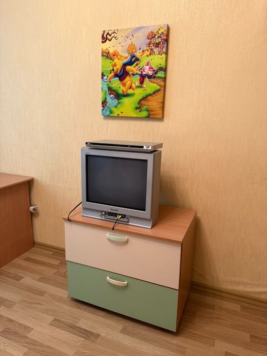 Продам мебельный гарнитур в комнату