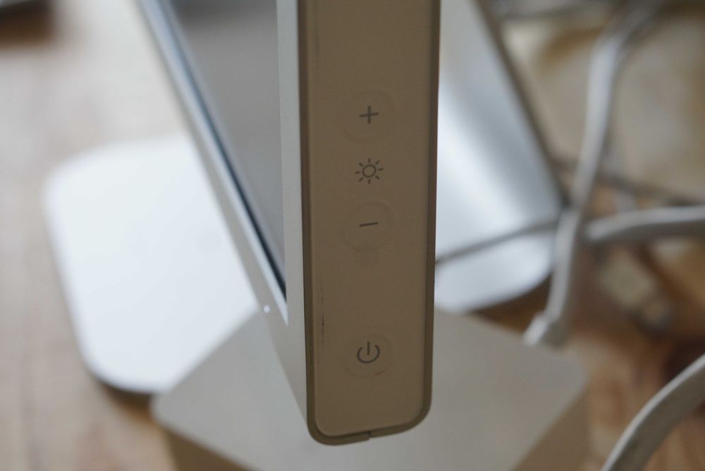 Монитор / Дисплей Apple Cinema Display 20 Inch 1680x1050