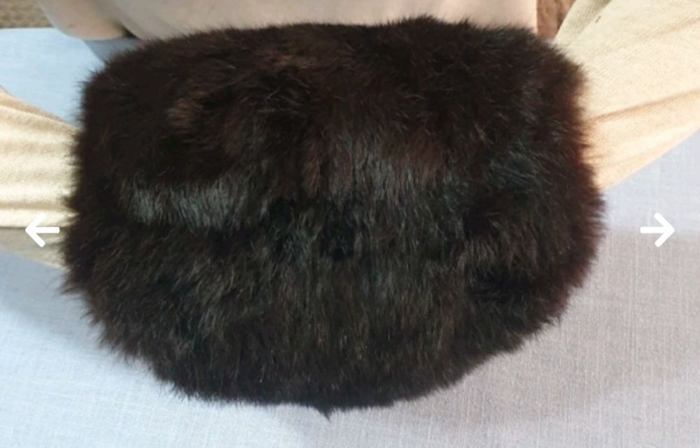 Аристократична ръкавица - маншон от естествена кожа