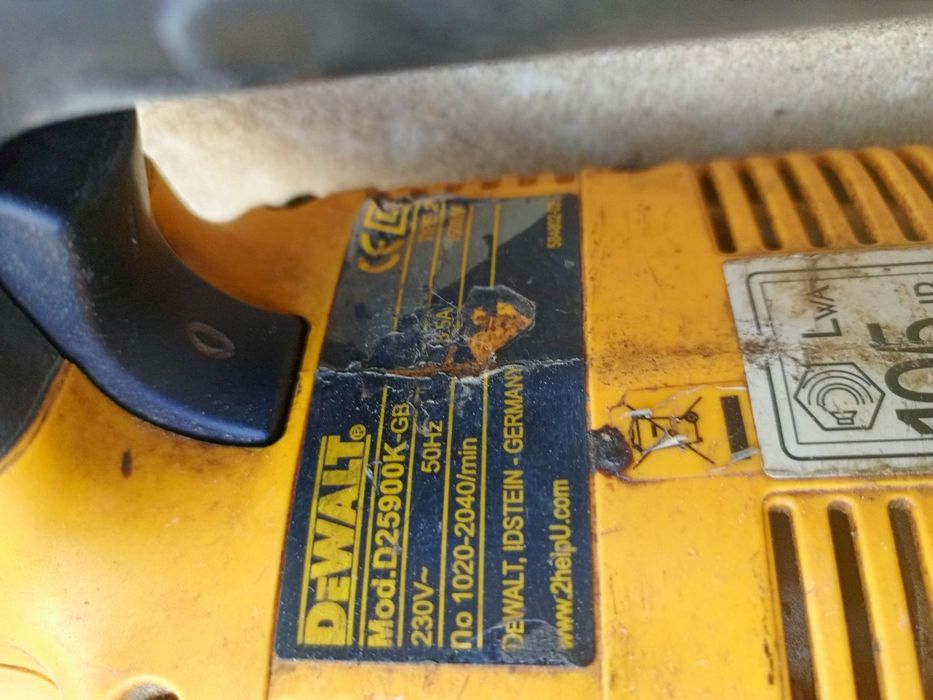 Къртачи Девалт и Макита