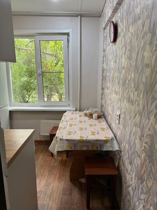 Продам квартиру .