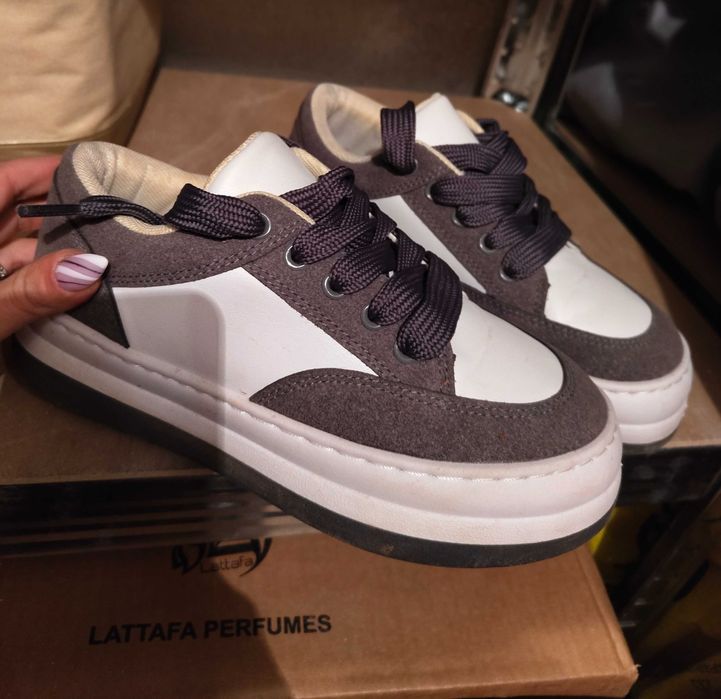 Обувки чисто нови и ползвани