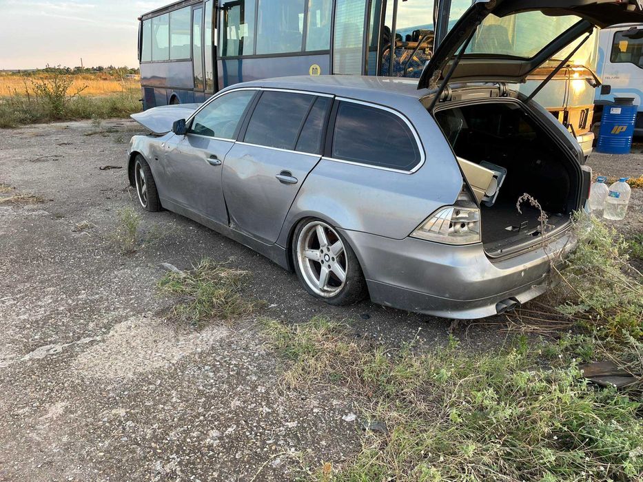 bmw e60 e61 530d 218  бмв 530 д на части