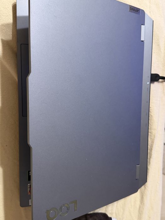 Lenovo LOQ 15, Ryzen 7 7435HS, RTX 4050, 24 GB RAM, SSD 512 GB