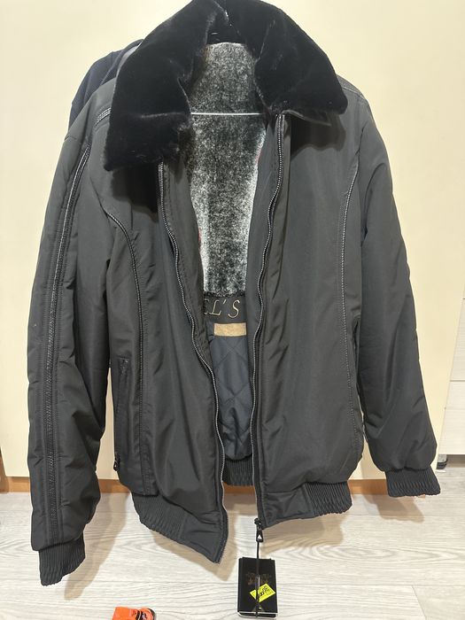 Продам куртку