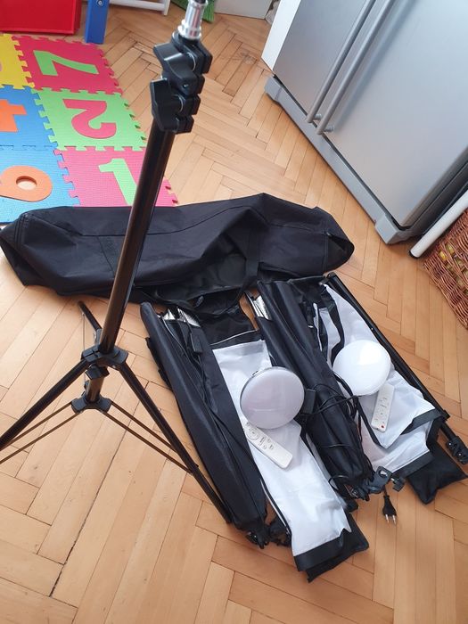 Sistem lumini LED studio